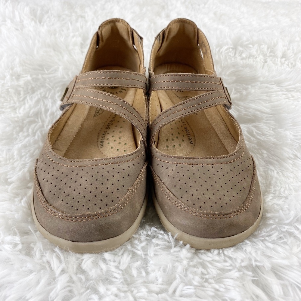 Earth Origins Remy MaryJane Style Suede leather Shoe 7M - Picture 5 of 8